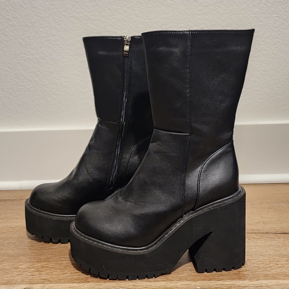 Platform Boots - Picture 5 of 5
